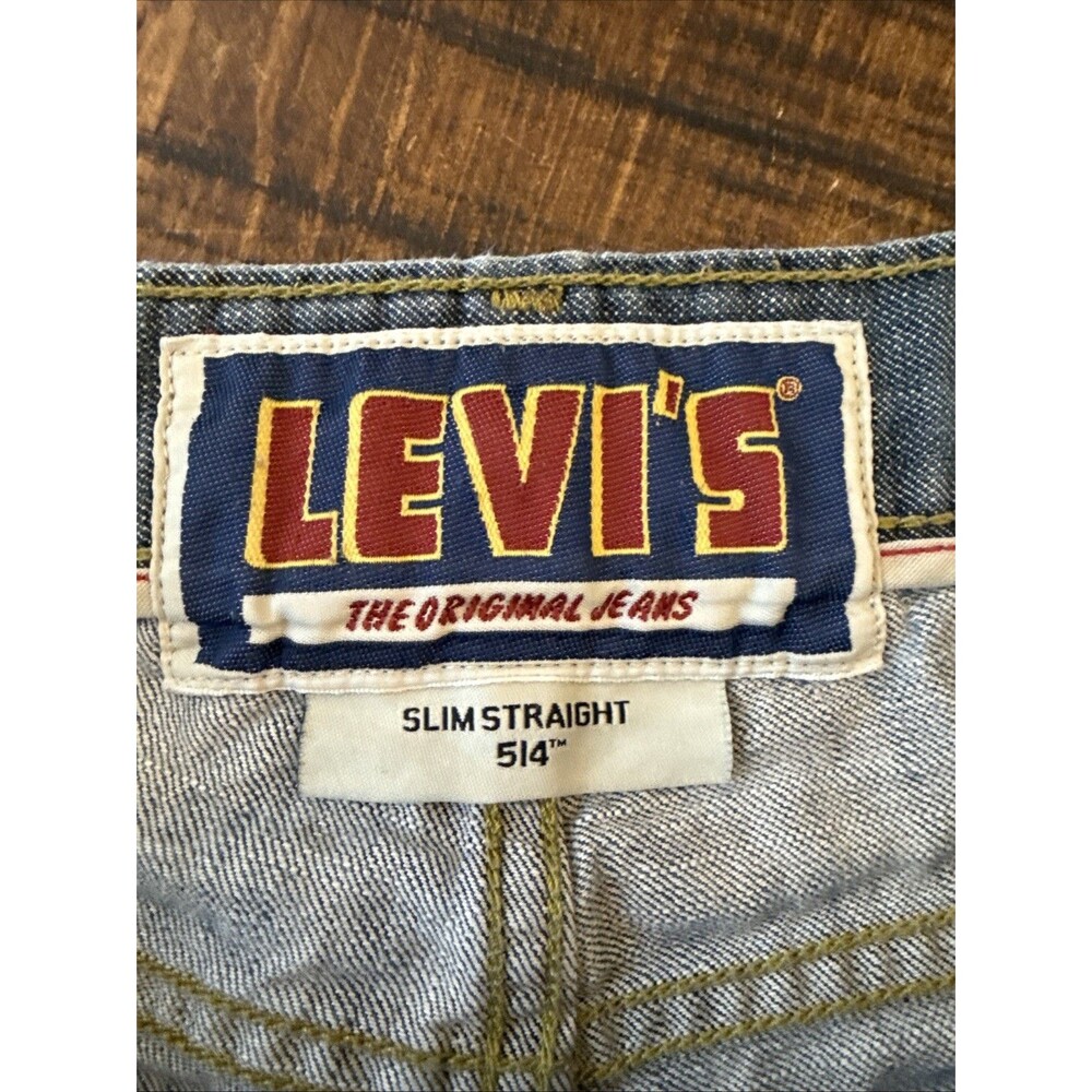 Vintage Levi's 514 Shorty Shorts Womens 29x32 Cut Off Slim Straight Blue Cotton - Picture 2 of 6